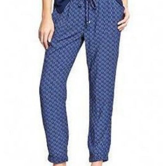 Old Navy Jogger Pants  - Picture 1 of 7